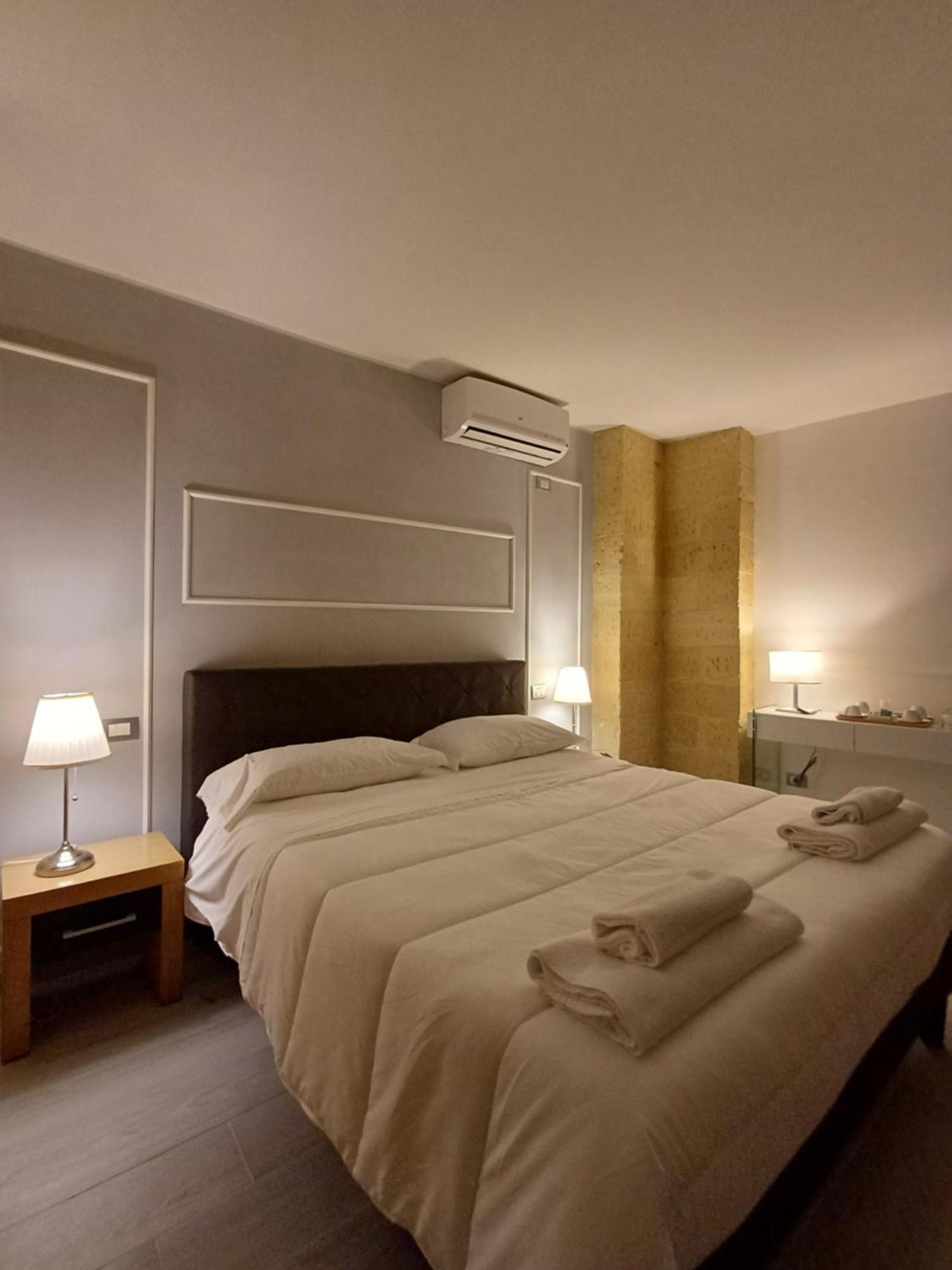 Bed & Breakfast Idomeneo 63 Lecce Kültér fotó